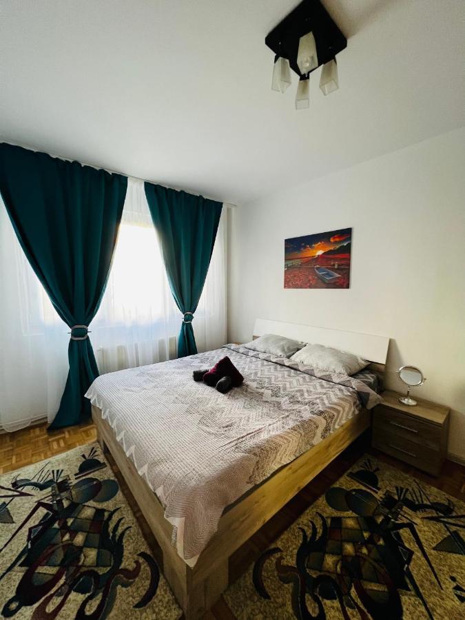 House24 Gari Apartamento Braşov Exterior foto