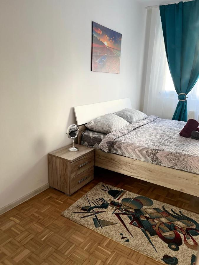 House24 Gari Apartamento Braşov Exterior foto